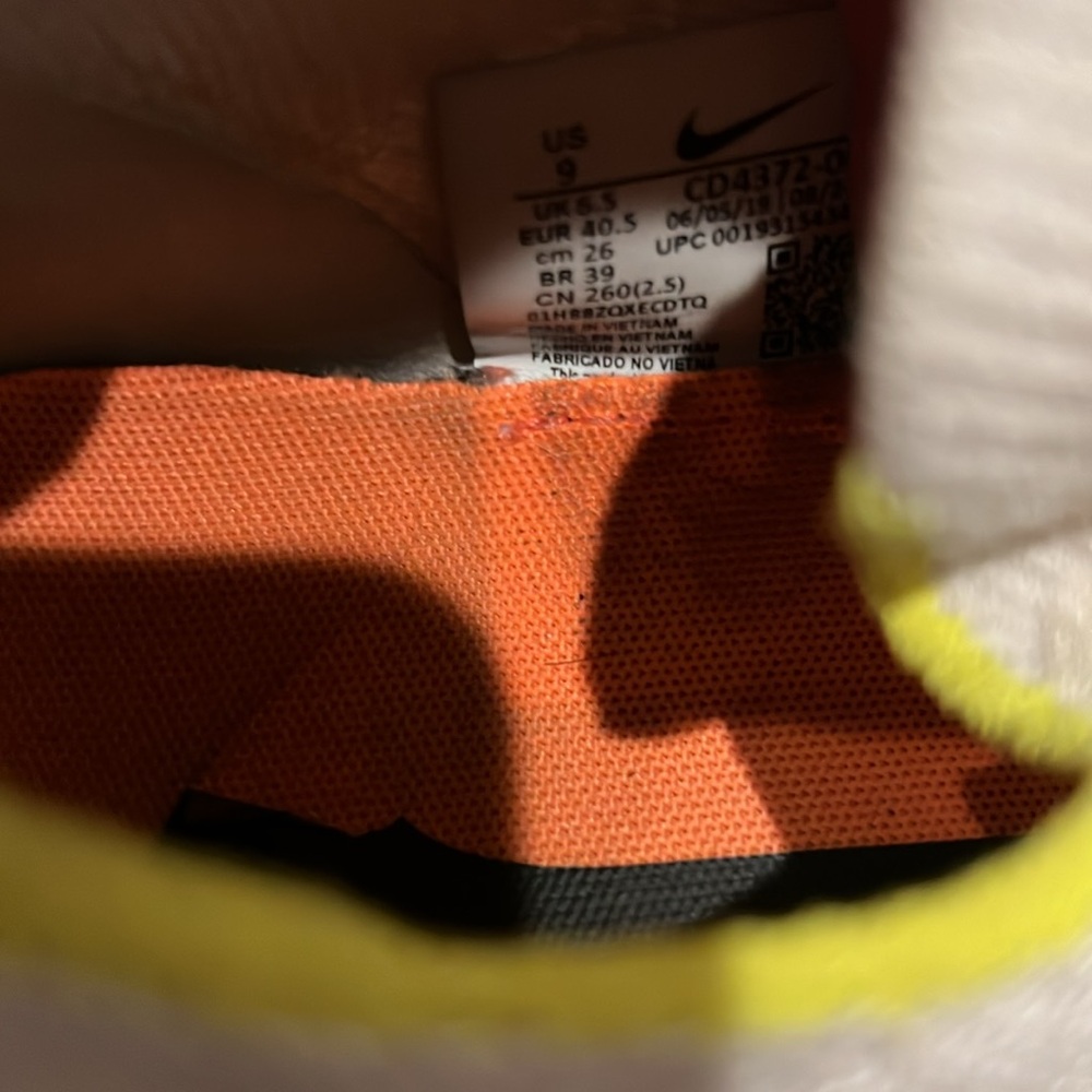 Nike Flyknit I finity React Running Shoe - Picture 9 of 9